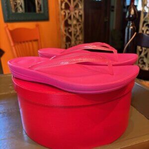 Fitflop IQushion Transparent Ergonomic Flip-Flops NEW w/BOX Size 7 Fuchsia Rose